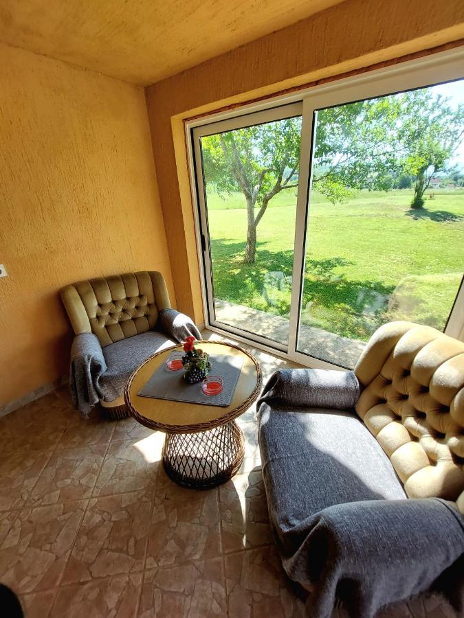 Apartments & Rooms Velebit Lovinac  المظهر الخارجي الصورة