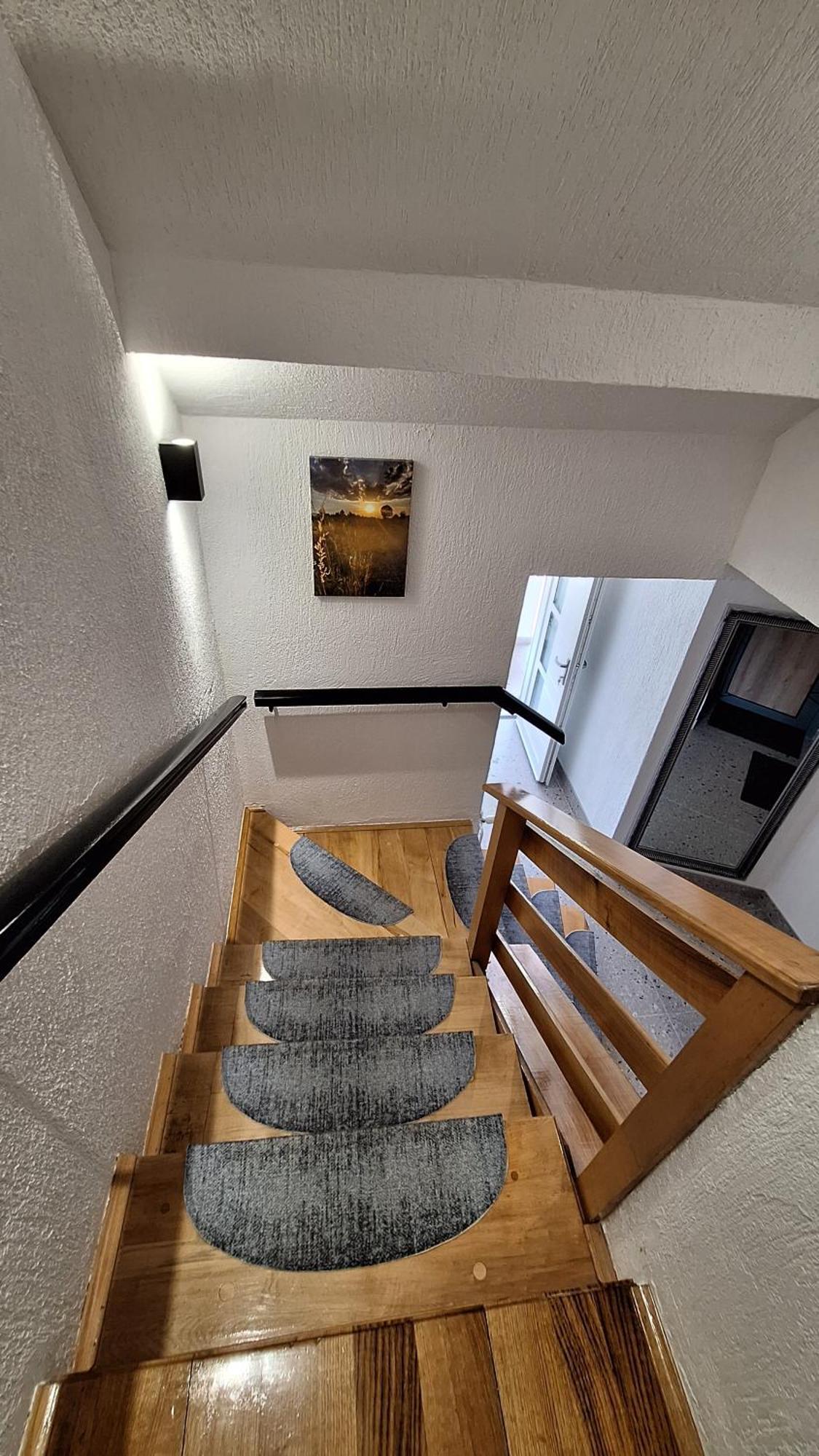 Apartments & Rooms Velebit Lovinac  المظهر الخارجي الصورة